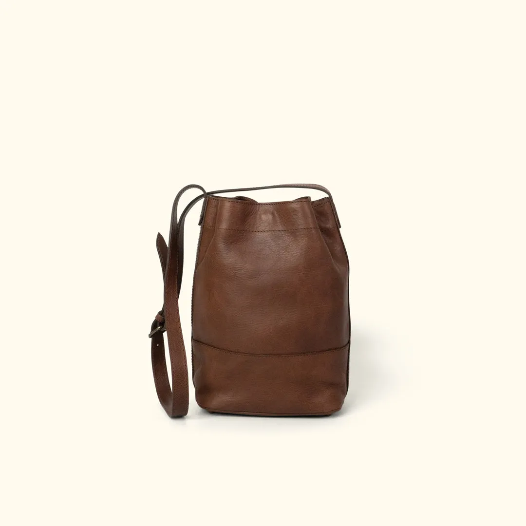 Madison Leather Bucket Bag | Dark Hazelnut