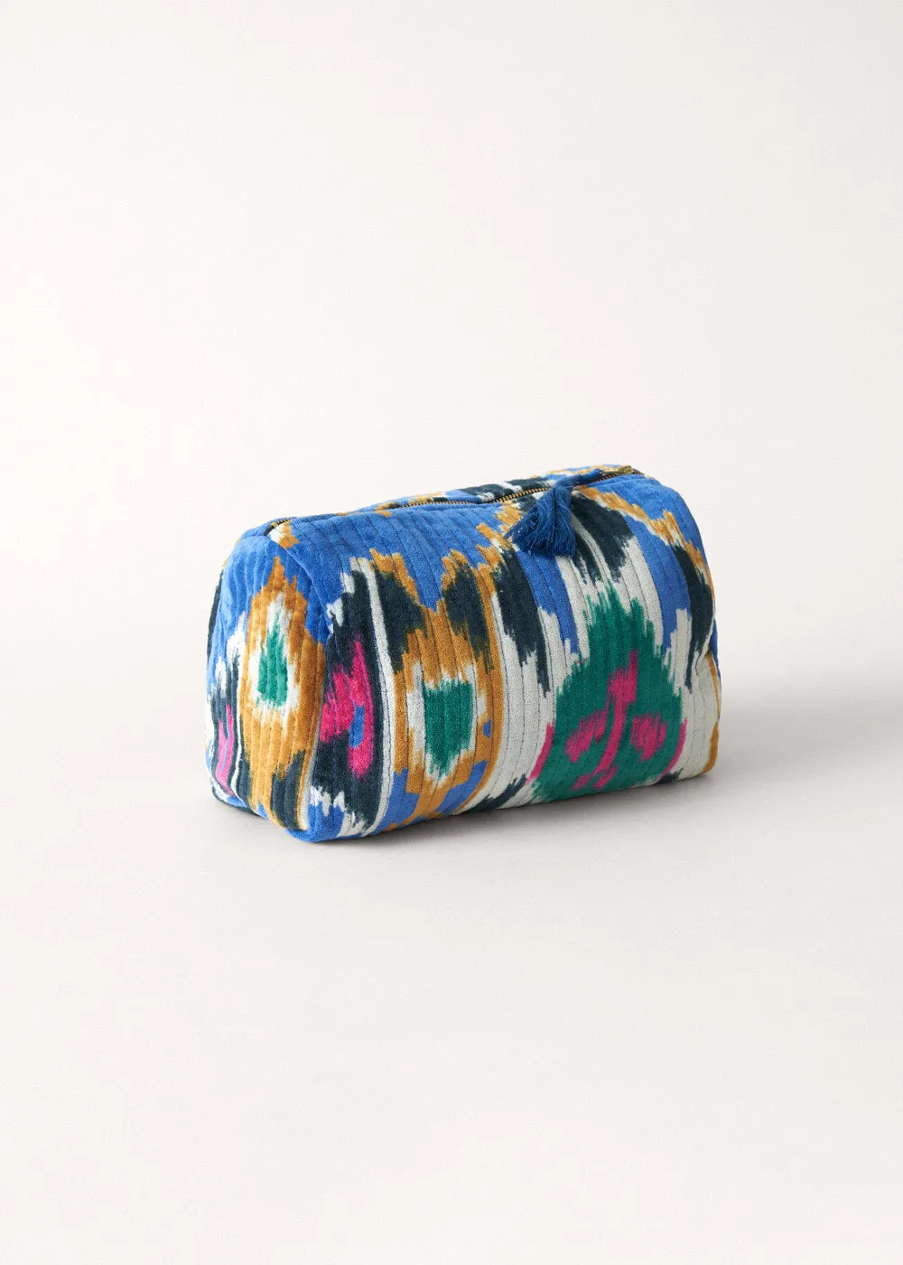 PARVEZ SMUDGE VELVET WASH BAG - BLUE